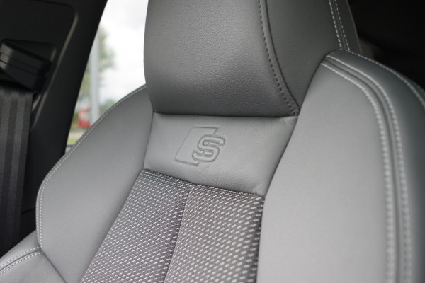 Audi A3 Sportback 45 TFSI e S-Line Edition Competition 245 PK PHEV, Panoramadak, B&O Sound, Adap. Cruise Control