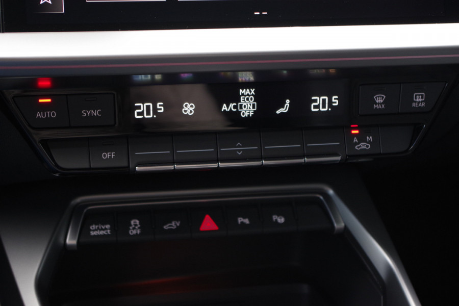 Audi A3 Sportback 45 TFSI e S-Line Edition Competition 245 PK PHEV, Panoramadak, B&O Sound, Adap. Cruise Control