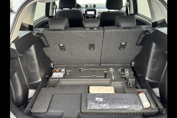 Suzuki Vitara 1.5 Hybrid Select Automaat Adaptive cruise Climate control Apple / Android Stoelverwarming Dodehoekdetectie