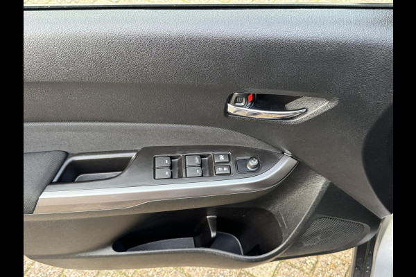 Suzuki Vitara 1.5 Hybrid Select Automaat Adaptive cruise Climate control Apple / Android Stoelverwarming Dodehoekdetectie