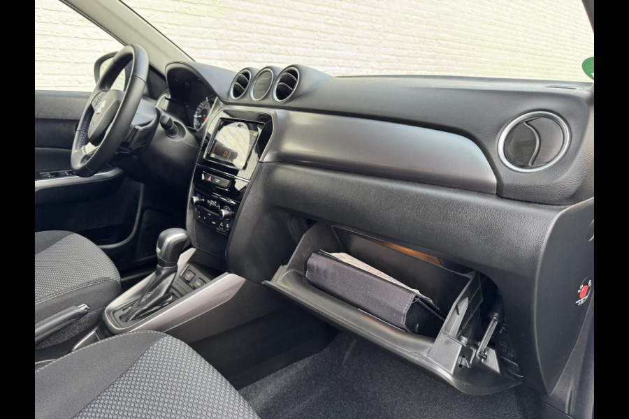 Suzuki Vitara 1.5 Hybrid Select Automaat Adaptive cruise Climate control Apple / Android Stoelverwarming Dodehoekdetectie