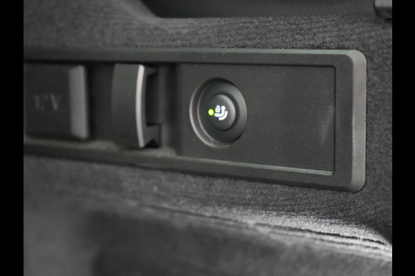 BMW 3 Serie Touring 320e M Sport Plug In Hybrid 204pk Dealer O.H. PHEV | Trekhaak Af Fabriek | Panodak | Adaptive Cruise | Alcantara Sportstoelen |  18"L.M | Apple Carplay | Keyless | Navigatie | Sfeerverlichting | Virtual | DAB |