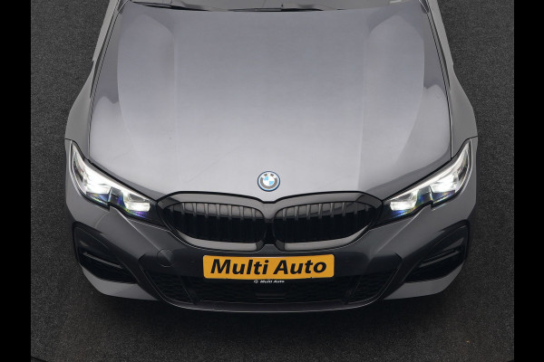 BMW 3 Serie Touring 320e M Sport Plug In Hybrid 204pk Dealer O.H. PHEV | Trekhaak Af Fabriek | Panodak | Adaptive Cruise | Alcantara Sportstoelen |  18"L.M | Apple Carplay | Keyless | Navigatie | Sfeerverlichting | Virtual | DAB |