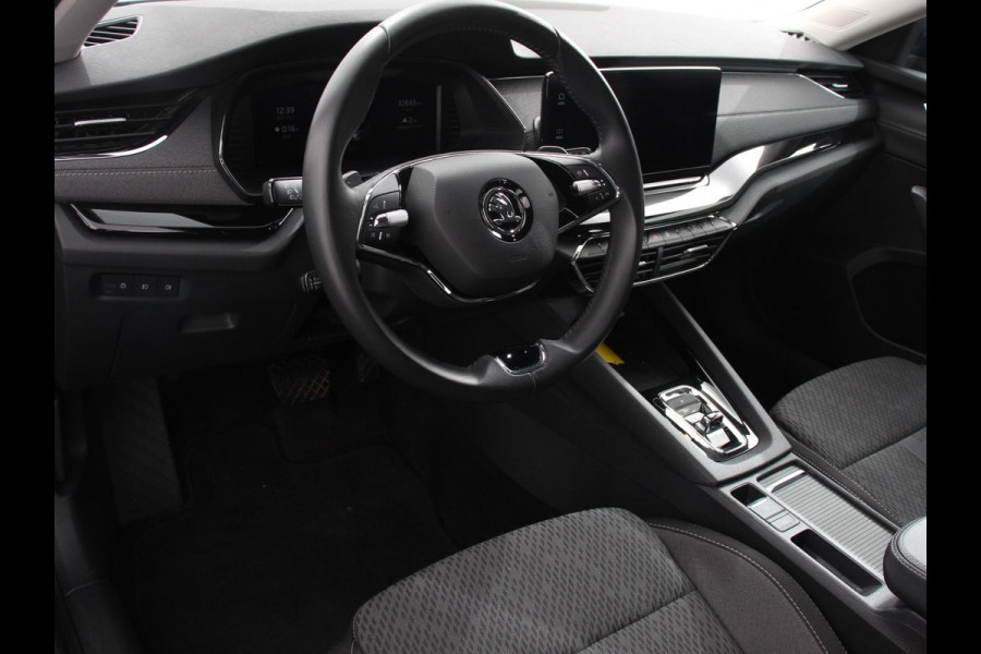 Škoda Octavia Combi 1.0 e-TSI 110pk DSG Style | Navigatie | Apple Carplay/Android Auto| Parkeersensoren | Adaptive Cruise Control | Stoelverwarming | Lane Assist | Attention Assist | Ledverlichting | Afneembare trekhaak | Climatronic | Virtual Cockpit