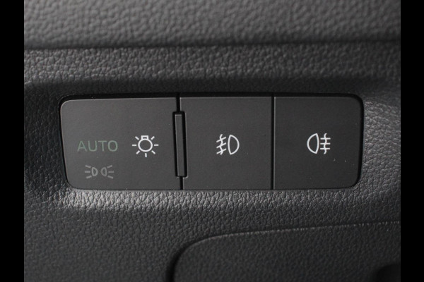 Škoda Octavia Combi 1.0 e-TSI 110pk DSG Style | Navigatie | Apple Carplay/Android Auto| Parkeersensoren | Adaptive Cruise Control | Stoelverwarming | Lane Assist | Attention Assist | Ledverlichting | Afneembare trekhaak | Climatronic | Virtual Cockpit