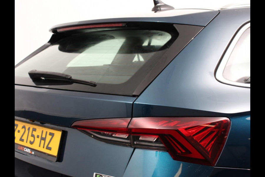 Škoda Octavia Combi 1.0 e-TSI 110pk DSG Style | Navigatie | Apple Carplay/Android Auto| Parkeersensoren | Adaptive Cruise Control | Stoelverwarming | Lane Assist | Attention Assist | Ledverlichting | Afneembare trekhaak | Climatronic | Virtual Cockpit