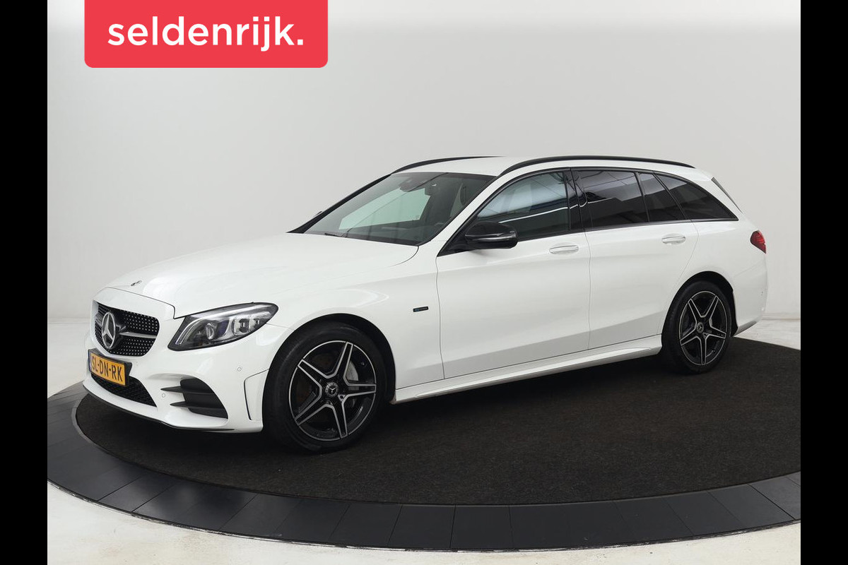 Mercedes-Benz C-Klasse 300e AMG Night | Stoelverwarming | Carplay | Leder/Alcantara | Camera | Navigatie | Park Assist | Full LED | PHEV | Plug In