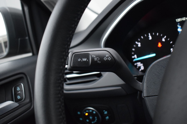 Ford FOCUS Wagon 1.5 EcoBlue Titanium Business | Automaat | Trekhaak | Apple CarPlay | Climate