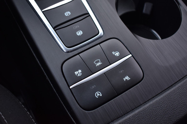 Ford Kuga 1.5 ECOBLUE 120PK AUT. TITANIUM HEAD-UP/NAVI/CAMERA