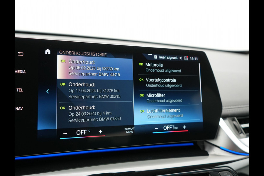 BMW X1 xDrive25e xLine Plug In Hybrid 221pk Dealer O.H PHEV | Trekhaak Af Fabriek | Head Up | 360 Camera | Adaptive Cruise | Harman Kardon | Lederen Sportstoelen Memory & Verwarmd | Navigatie | Apple Carplay | Virtual | Verwamd Stuur | DAB |