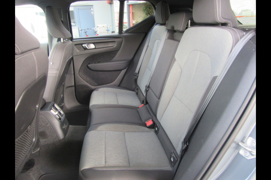 Volvo XC40 1.5 T4 Recharge Inscription Expression | Navi | Camera | 19 LM velgen | Elektr A klep | (occasion)