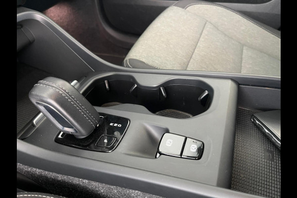 Volvo XC40 1.5 T4 Recharge Inscription Expression | Navi | Camera | 19 LM velgen | Elektr A klep | (occasion)