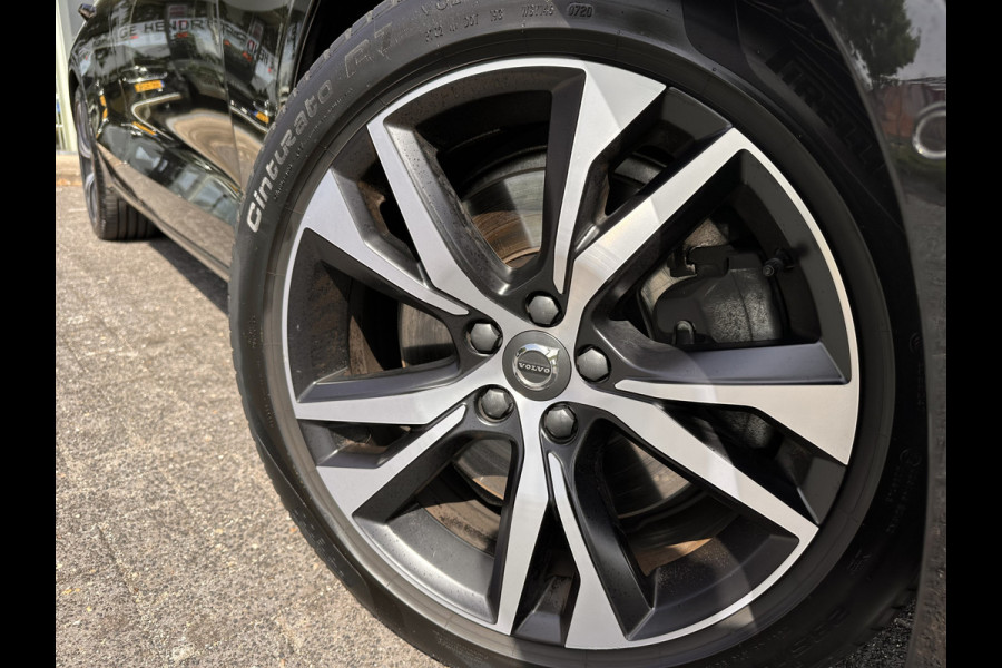 Volvo V60 2.0 T8 Twin Engine AWD R-Design | Pano | 360 Cam | H&K | Luxury Line | HUD | occasion