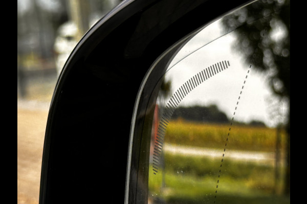 Volvo V60 2.0 T8 Twin Engine AWD R-Design | Pano | 360 Cam | H&K | Luxury Line | HUD | occasion