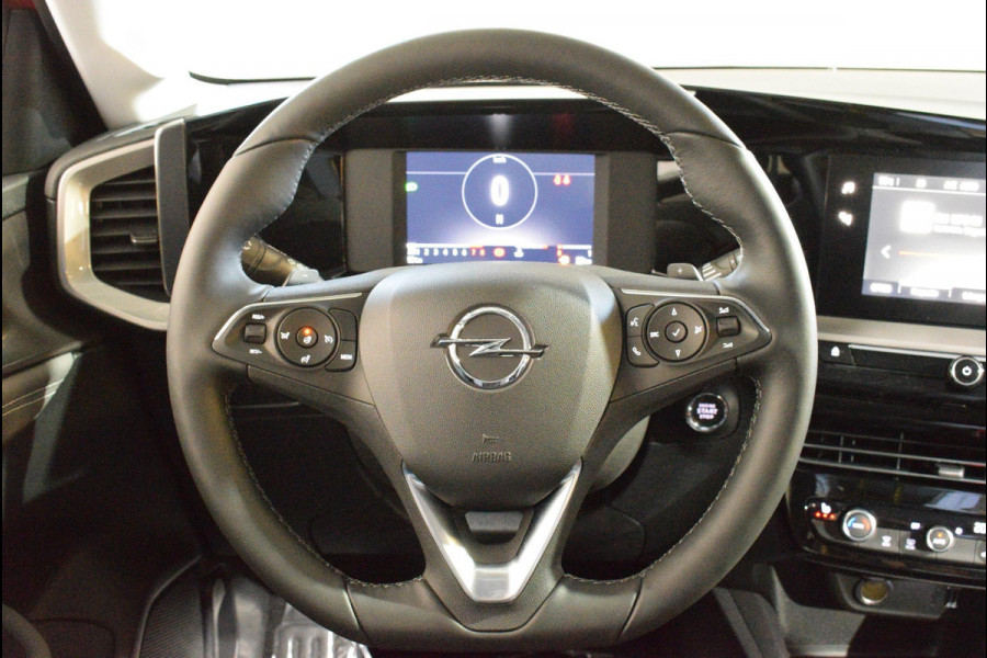 Opel Mokka 1.2 Turbo Business Elegance 8-TRAPS AUTOMAAT | NAVIGATIE | CARPLAY | STOELVERWARMING | CAMERA | CLIMATE CONTROL | 17" LM VELGEN |