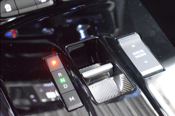 Opel Mokka 1.2 Turbo Business Elegance 8-TRAPS AUTOMAAT | NAVIGATIE | CARPLAY | STOELVERWARMING | CAMERA | CLIMATE CONTROL | 17" LM VELGEN |