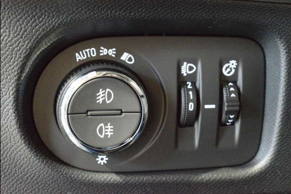 Opel Mokka 1.2 Turbo Business Elegance 8-TRAPS AUTOMAAT | NAVIGATIE | CARPLAY | STOELVERWARMING | CAMERA | CLIMATE CONTROL | 17" LM VELGEN |