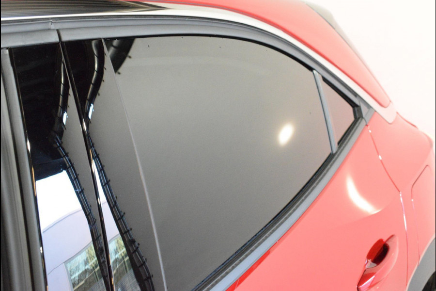 Opel Mokka 1.2 Turbo Business Elegance 8-TRAPS AUTOMAAT | NAVIGATIE | CARPLAY | STOELVERWARMING | CAMERA | CLIMATE CONTROL | 17" LM VELGEN |