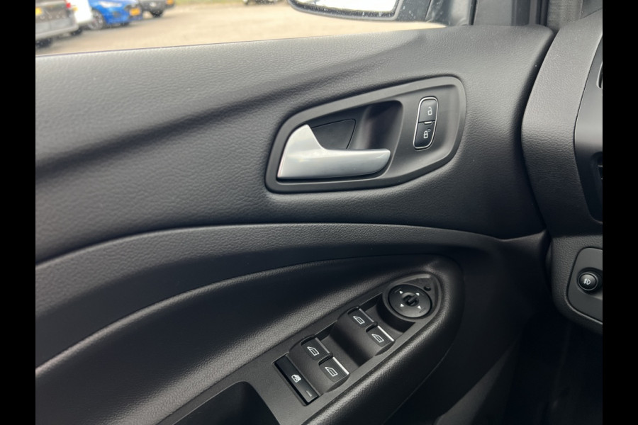 Ford Kuga Kuga 2.0 EcoBoost ST-Line 2.0Ecob. 4x4 242pk DEALERONDERHOUDEN!