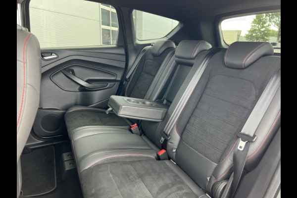 Ford Kuga Kuga 2.0 EcoBoost ST-Line 2.0Ecob. 4x4 242pk DEALERONDERHOUDEN!