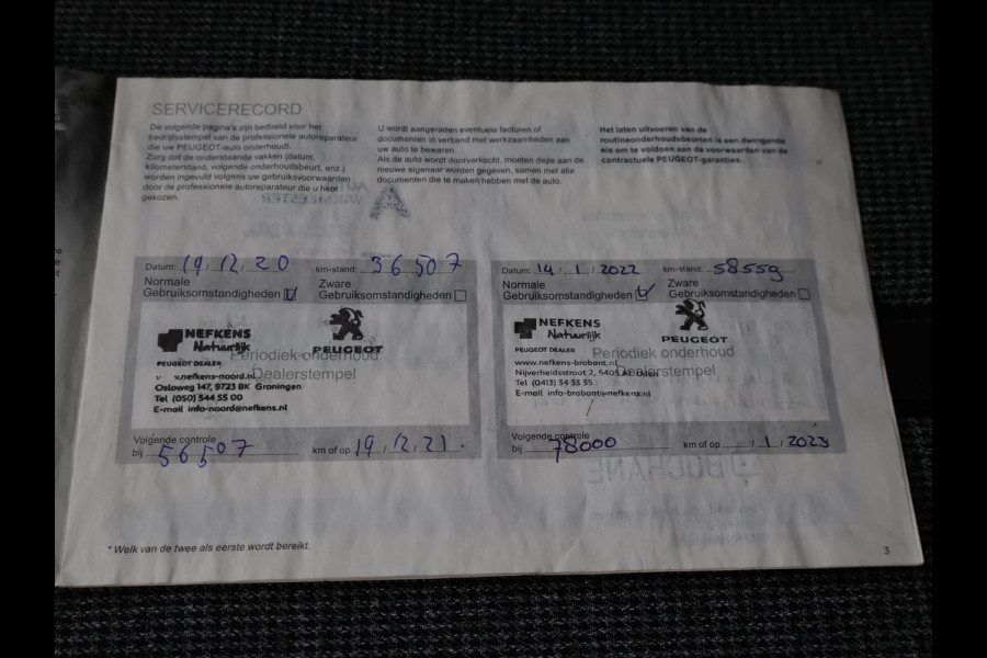 Peugeot 3008 1.2 130 PK AUTOMAAT ALLURE + 19 INCH | CARPLAY | SFEERVERLICHTING