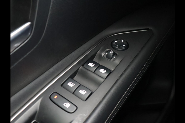 Peugeot 3008 1.2 130 PK AUTOMAAT ALLURE + 19 INCH | CARPLAY | SFEERVERLICHTING