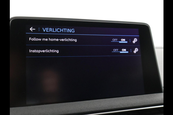 Peugeot 3008 1.2 130 PK AUTOMAAT ALLURE + 19 INCH | CARPLAY | SFEERVERLICHTING