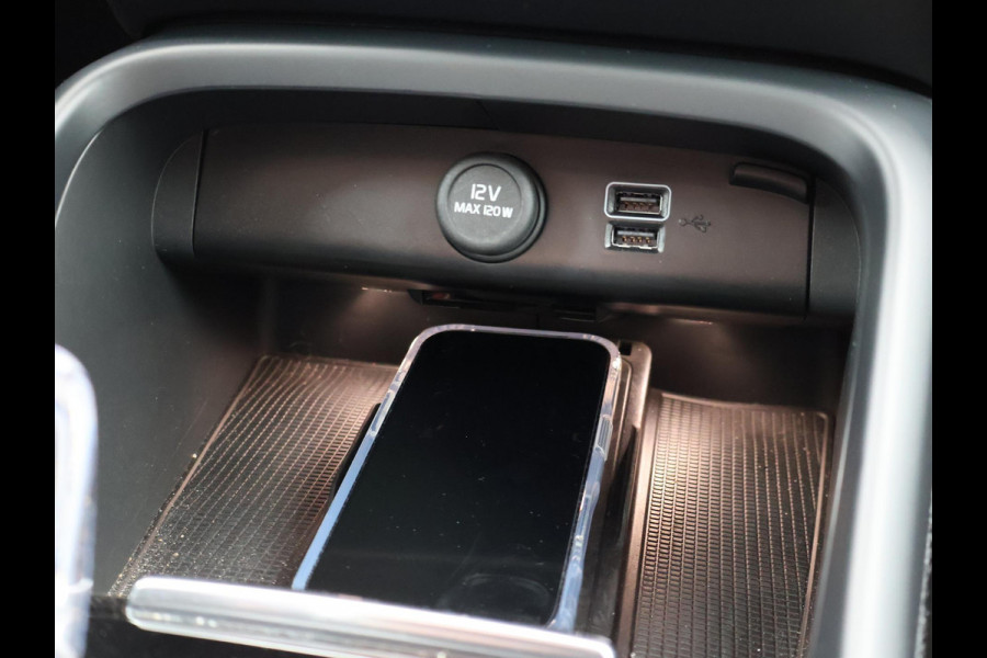 Volvo XC40 1.5 T4 RECHARGE 211 PK AUT. INSCRIPTION + LEDER | TREKHAAK | 21 INCH | ADAPTIVE CRUISE | CAMERA