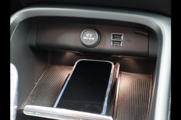 Volvo XC40 1.5 T4 RECHARGE 211 PK AUT. INSCRIPTION + LEDER | TREKHAAK | 21 INCH | ADAPTIVE CRUISE | CAMERA