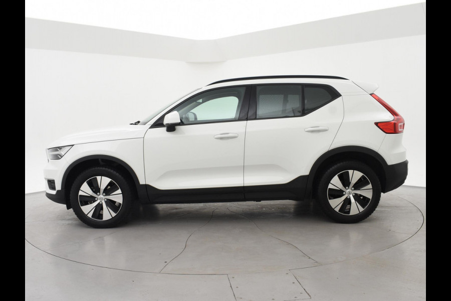 Volvo XC40 1.5 T2 AUTOMAAT + WEGKL. TREKHAAK | APPLE CARPLAY | CAMERA | DIGITALE COCKPIT | LED