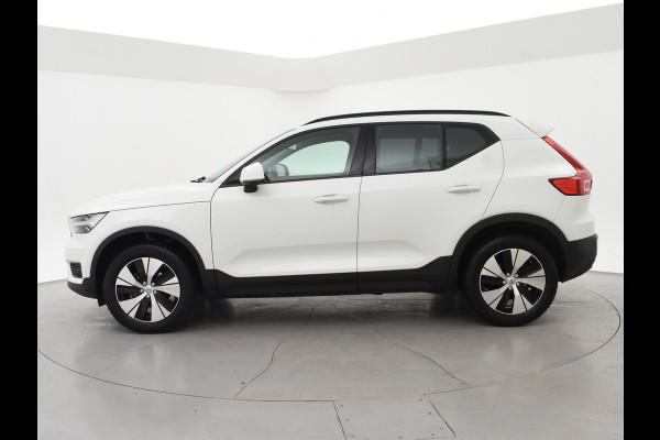 Volvo XC40 1.5 T2 AUTOMAAT + WEGKL. TREKHAAK | APPLE CARPLAY | CAMERA | DIGITALE COCKPIT | LED