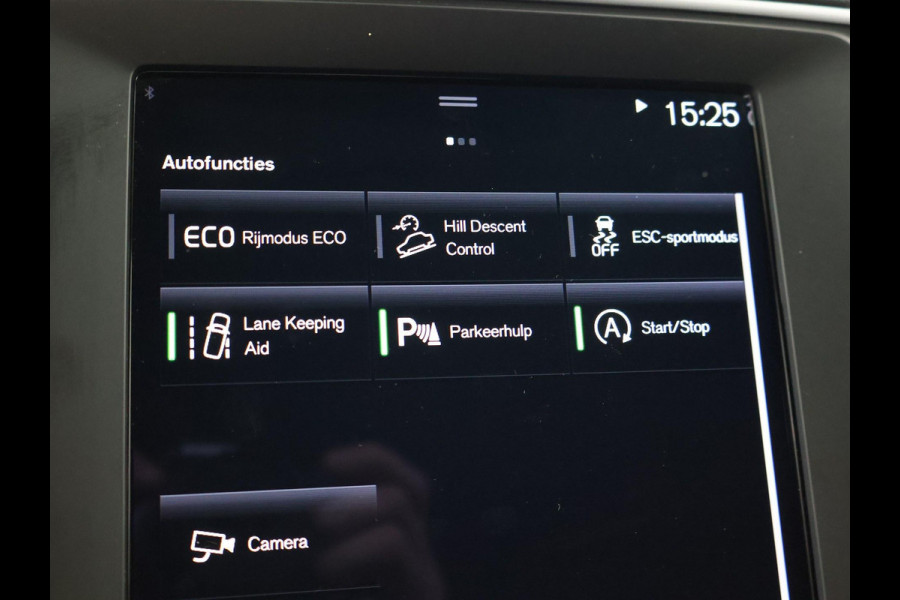 Volvo XC40 1.5 T2 AUTOMAAT + WEGKL. TREKHAAK | APPLE CARPLAY | CAMERA | DIGITALE COCKPIT | LED