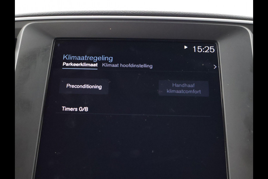 Volvo XC40 1.5 T2 AUTOMAAT + WEGKL. TREKHAAK | APPLE CARPLAY | CAMERA | DIGITALE COCKPIT | LED