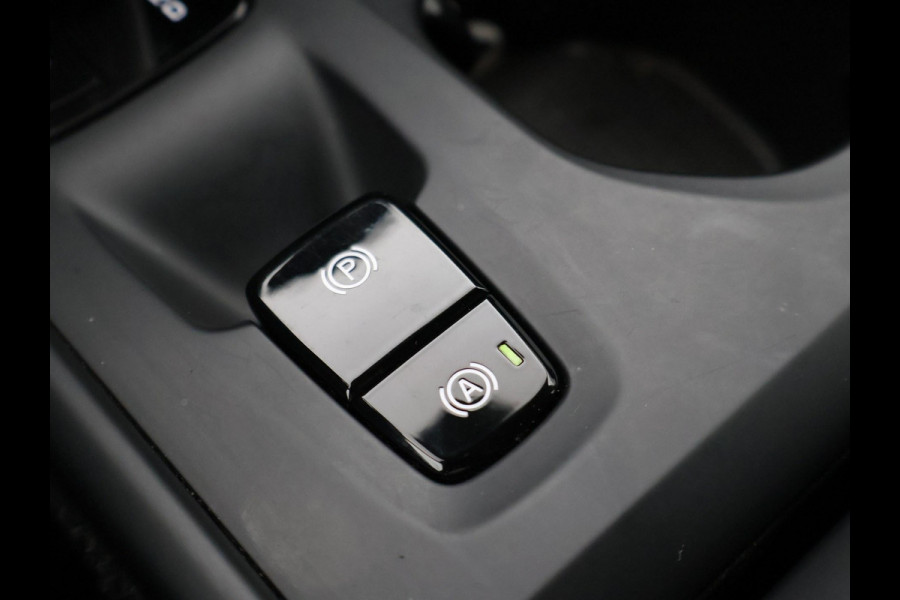 Volvo XC40 1.5 T2 AUTOMAAT + WEGKL. TREKHAAK | APPLE CARPLAY | CAMERA | DIGITALE COCKPIT | LED