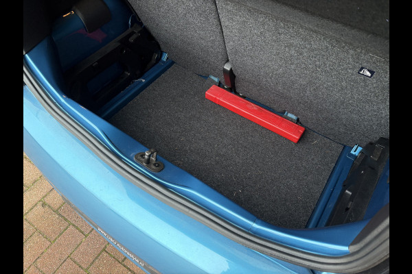 Seat Mii 1.0 Style Intense 5-drs. CRUISE/MEDIA/PDC/BEATS/WINTERPACK/15INCH