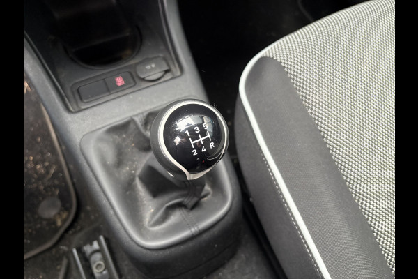 Seat Mii 1.0 Style Intense 5-drs. CRUISE/MEDIA/PDC/BEATS/WINTERPACK/15INCH