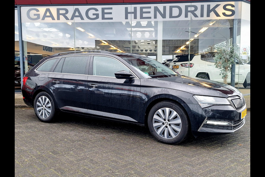 Škoda Superb Combi 1.4 TSI 218pk iV Business Edition | Trekhaak 1600kg wegklapbaar | Achterbank verwarming | Full LED | occasion