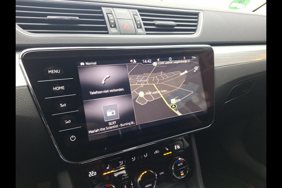 Škoda Superb Combi 1.4 TSI 218pk iV Business Edition | Trekhaak 1600kg wegklapbaar | Achterbank verwarming | Full LED | occasion