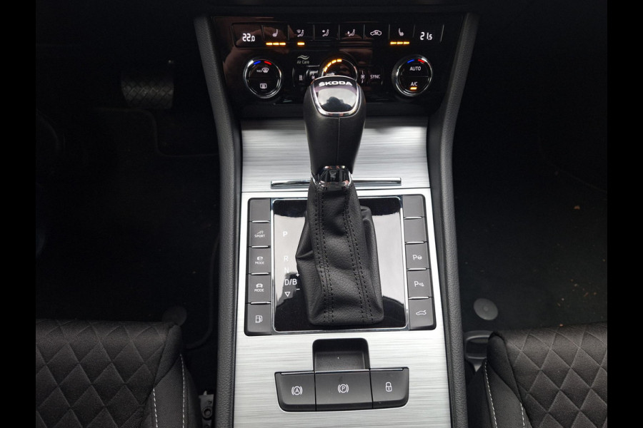 Škoda Superb Combi 1.4 TSI 218pk iV Business Edition | Trekhaak 1600kg wegklapbaar | Achterbank verwarming | Full LED | occasion