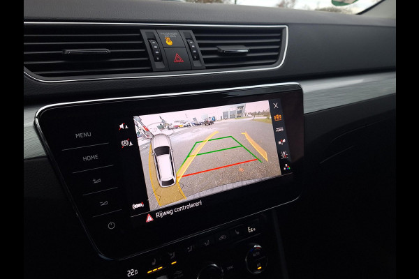 Škoda Superb Combi 1.4 TSI 218pk iV Business Edition | Trekhaak 1600kg wegklapbaar | Achterbank verwarming | Full LED | occasion