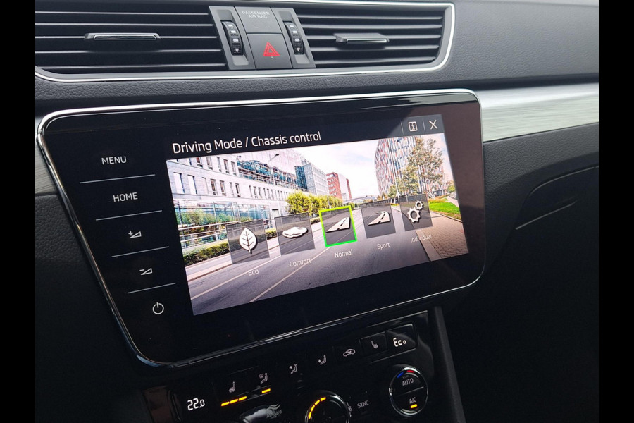 Škoda Superb Combi 1.4 TSI 218pk iV Business Edition | Trekhaak 1600kg wegklapbaar | Achterbank verwarming | Full LED | occasion