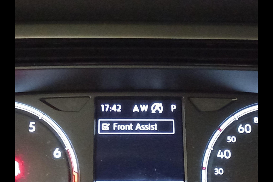 Volkswagen Polo 1.0 TSI DSG Comfortline Navigatie Climate Control Parkeer Sensoren DAB Extra Getint Glas Lichtmetalen velgen