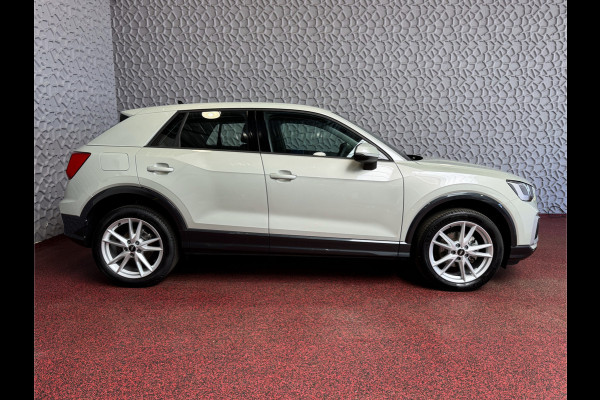 Audi Q2 35 TFSI 1.5 11/2024 ✅NIEUW MODEL✅ S EDITION 150PK VIR.COCKPIT 18''LMV TOUCHSCREEN CARPLAY NAVI CAMERA LED STOELVERW. PDC 11/2024 "Audi rijden begint bij Topautos.nl – 20 Audi topmodellen direct op voorraad!"