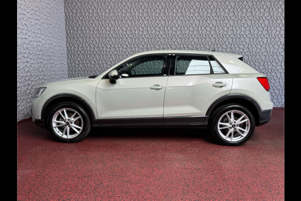 Audi Q2 35 TFSI 1.5 11/2024 ✅NIEUW MODEL✅ S EDITION 150PK VIR.COCKPIT 18''LMV TOUCHSCREEN CARPLAY NAVI CAMERA LED STOELVERW. PDC 11/2024 "Audi rijden begint bij Topautos.nl – 20 Audi topmodellen direct op voorraad!"
