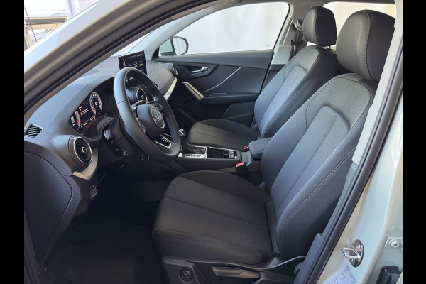 Audi Q2 35 TFSI 1.5 11/2024 ✅NIEUW MODEL✅ S EDITION 150PK VIR.COCKPIT 18''LMV TOUCHSCREEN CARPLAY NAVI CAMERA LED STOELVERW. PDC 11/2024 "Audi rijden begint bij Topautos.nl – 20 Audi topmodellen direct op voorraad!"