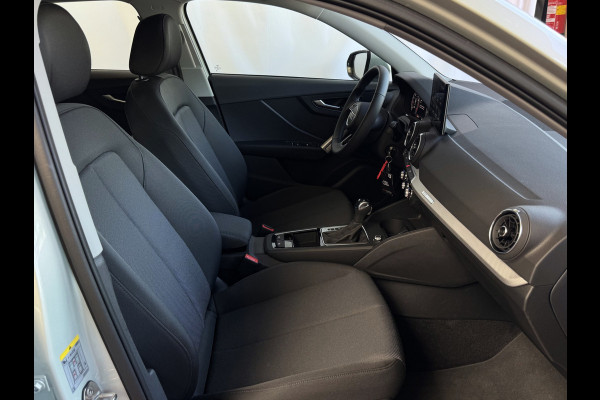 Audi Q2 35 TFSI 1.5 11/2024 ✅NIEUW MODEL✅ S EDITION 150PK VIR.COCKPIT 18''LMV TOUCHSCREEN CARPLAY NAVI CAMERA LED STOELVERW. PDC 11/2024 "Audi rijden begint bij Topautos.nl – 20 Audi topmodellen direct op voorraad!"