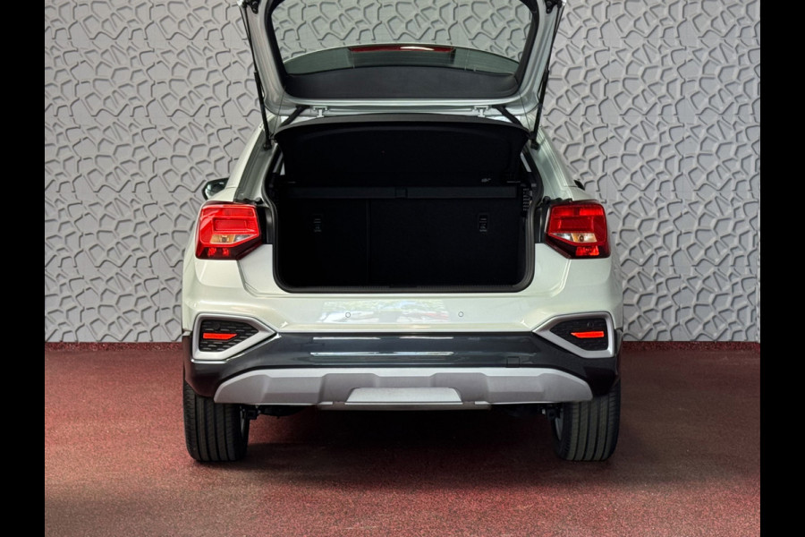 Audi Q2 35 TFSI 1.5 11/2024 ✅NIEUW MODEL✅ S EDITION 150PK VIR.COCKPIT 18''LMV TOUCHSCREEN CARPLAY NAVI CAMERA LED STOELVERW. PDC 11/2024 "Audi rijden begint bij Topautos.nl – 20 Audi topmodellen direct op voorraad!"