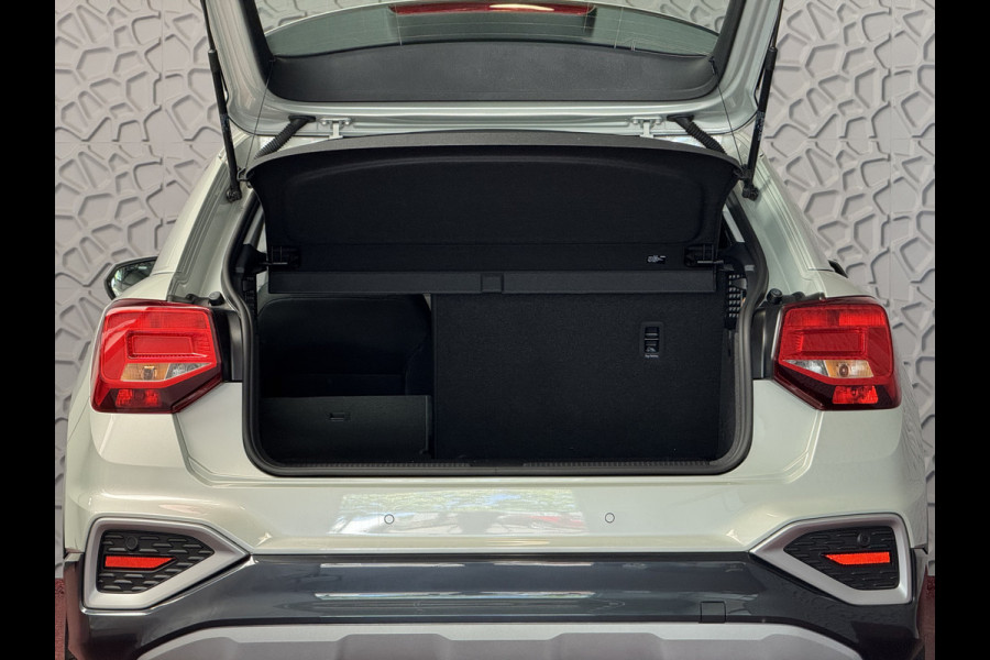 Audi Q2 35 TFSI 1.5 11/2024 ✅NIEUW MODEL✅ S EDITION 150PK VIR.COCKPIT 18''LMV TOUCHSCREEN CARPLAY NAVI CAMERA LED STOELVERW. PDC 11/2024 "Audi rijden begint bij Topautos.nl – 20 Audi topmodellen direct op voorraad!"