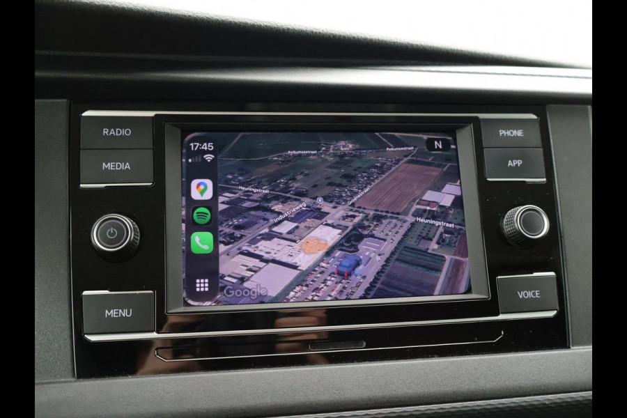 Volkswagen Transporter 2.0 TDI L2H1 HIGHLINE | LMV | TREKHAAK | APPLE CARPLAY | CAMERA | COMFORSTOELEN