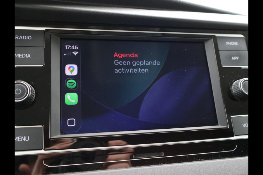 Volkswagen Transporter 2.0 TDI L2H1 HIGHLINE | LMV | TREKHAAK | APPLE CARPLAY | CAMERA | COMFORSTOELEN